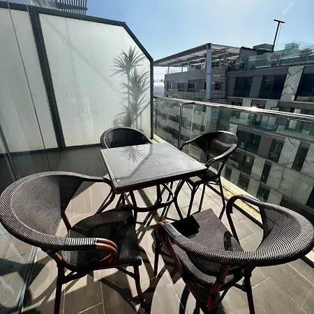 Luxury Apartments - Damac Tower Amman Exterior photo