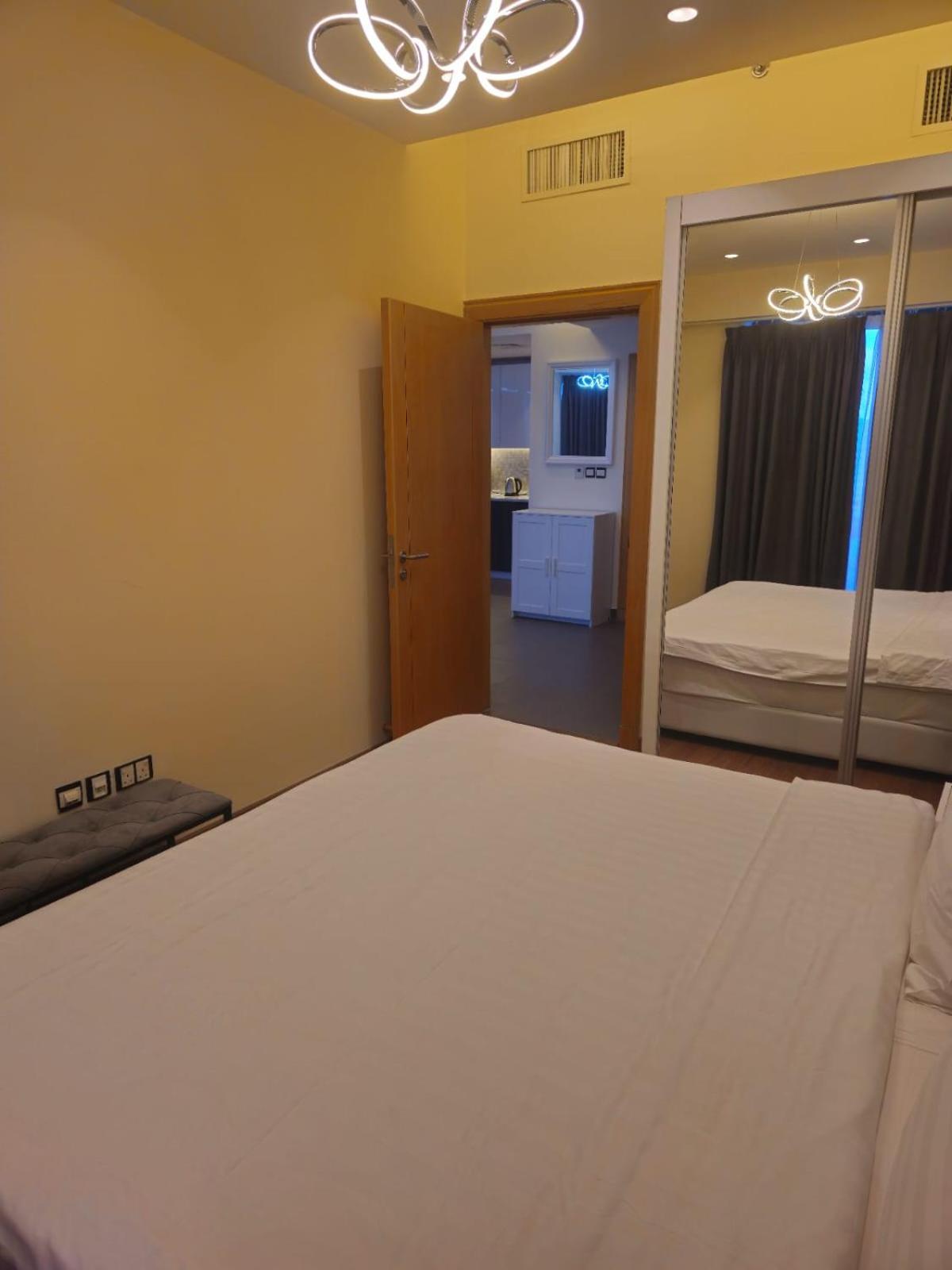 Luxury - Damac Tower Apartment Amman